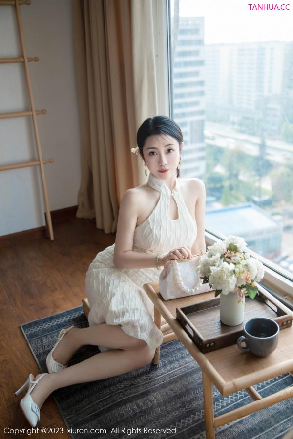  [XiuRen]高清写真图 2023.09.25 No.7435 严利娅Yuliya 旗袍美臀第27张图片